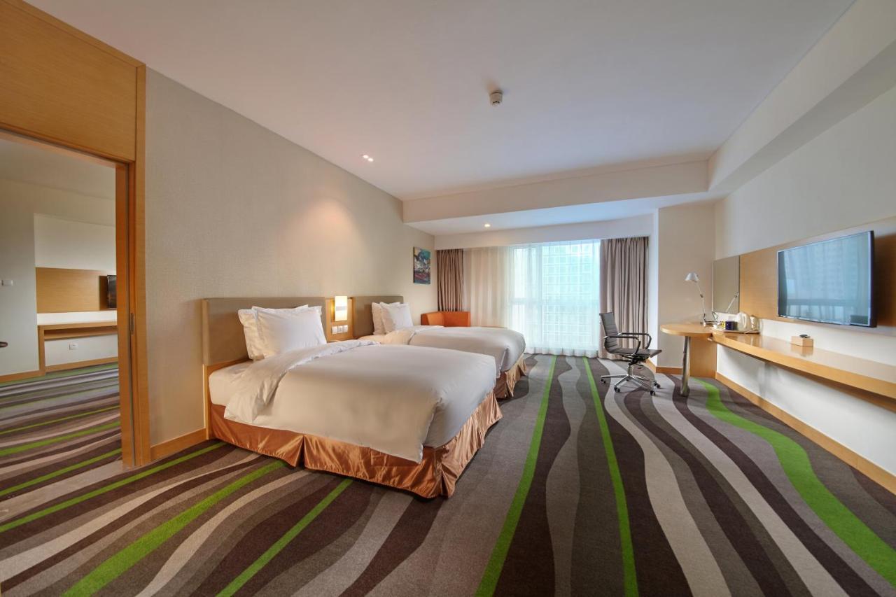 Holiday Inn Express Tangshan Downtown By Ihg Bagian luar foto