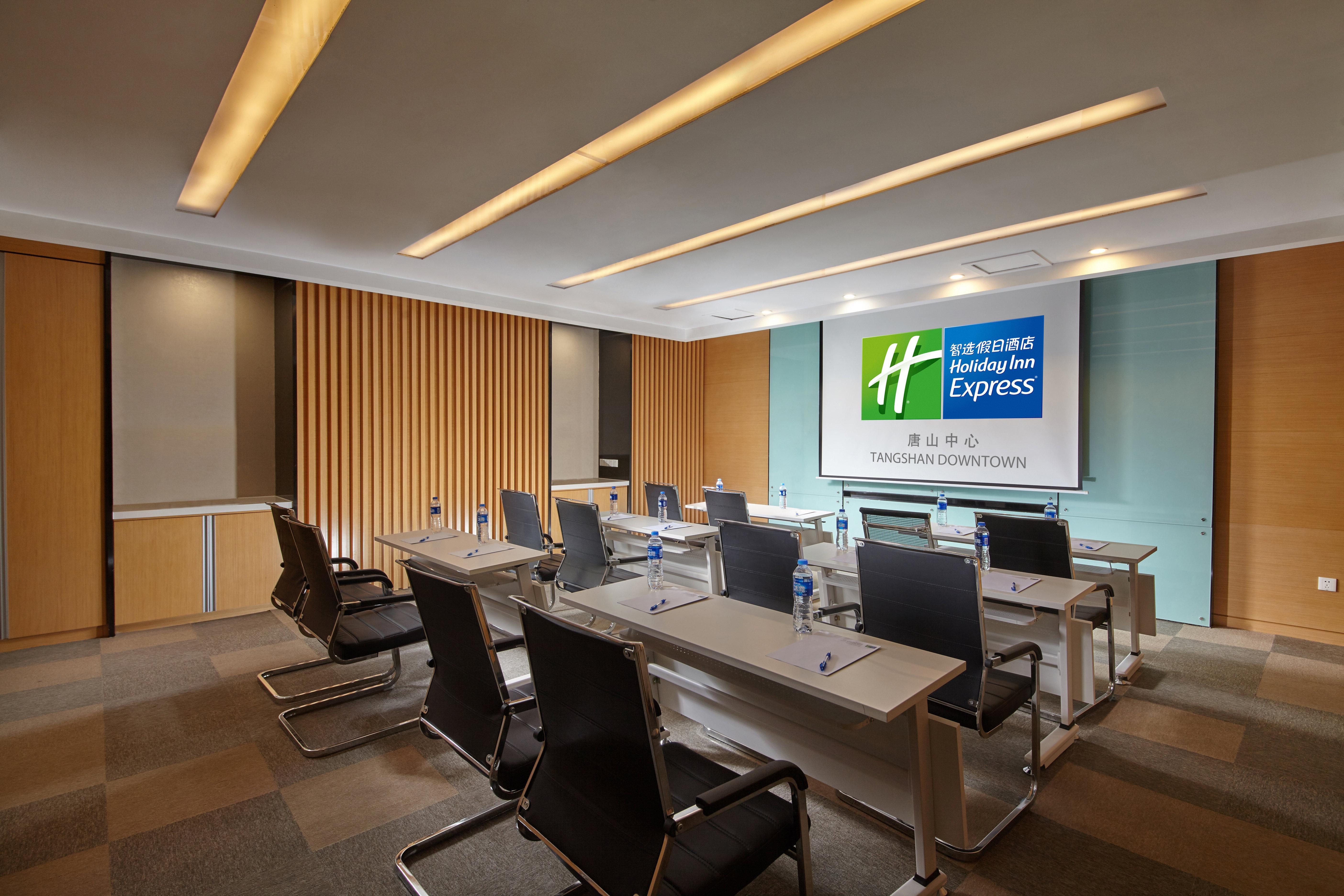 Holiday Inn Express Tangshan Downtown By Ihg Bagian luar foto